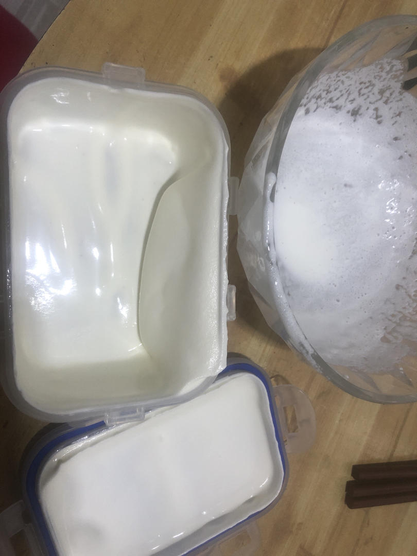 快速打发少量淡奶油不是梦！不用打蛋器！只要一个碗！