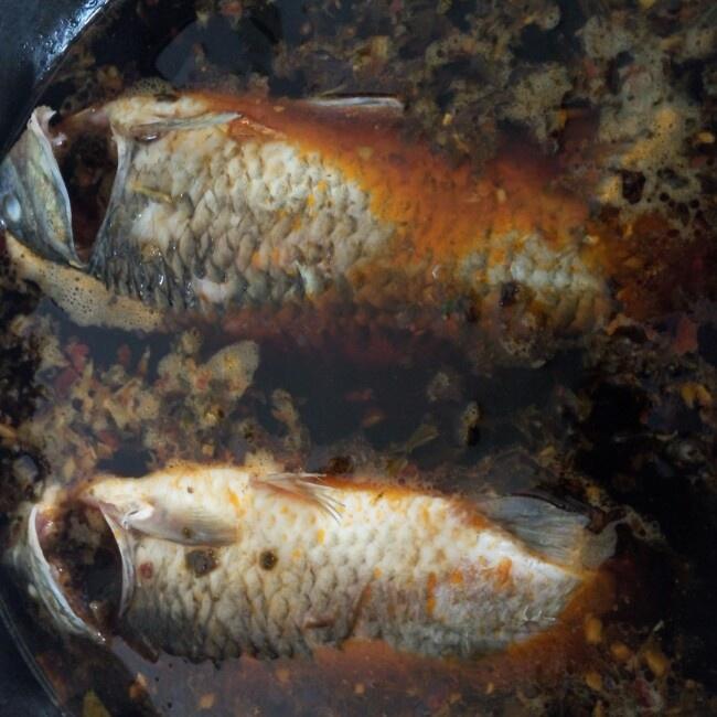 咸菜红烧鱼的做法 步骤5