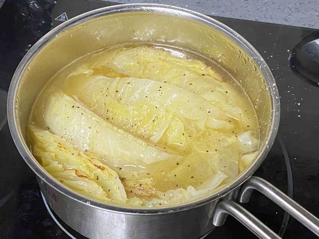 日式烤卷心菜汤