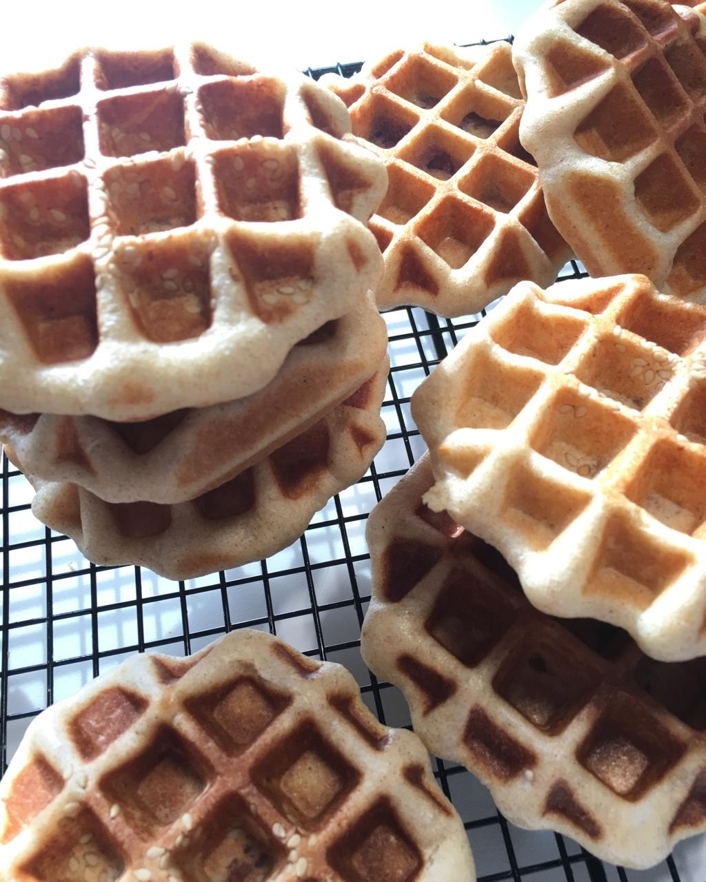 夹心黑麦华夫饼