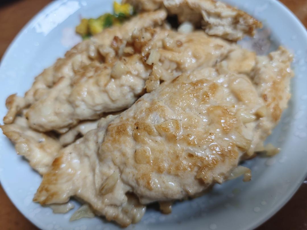 【嫩煎鸡胸肉】