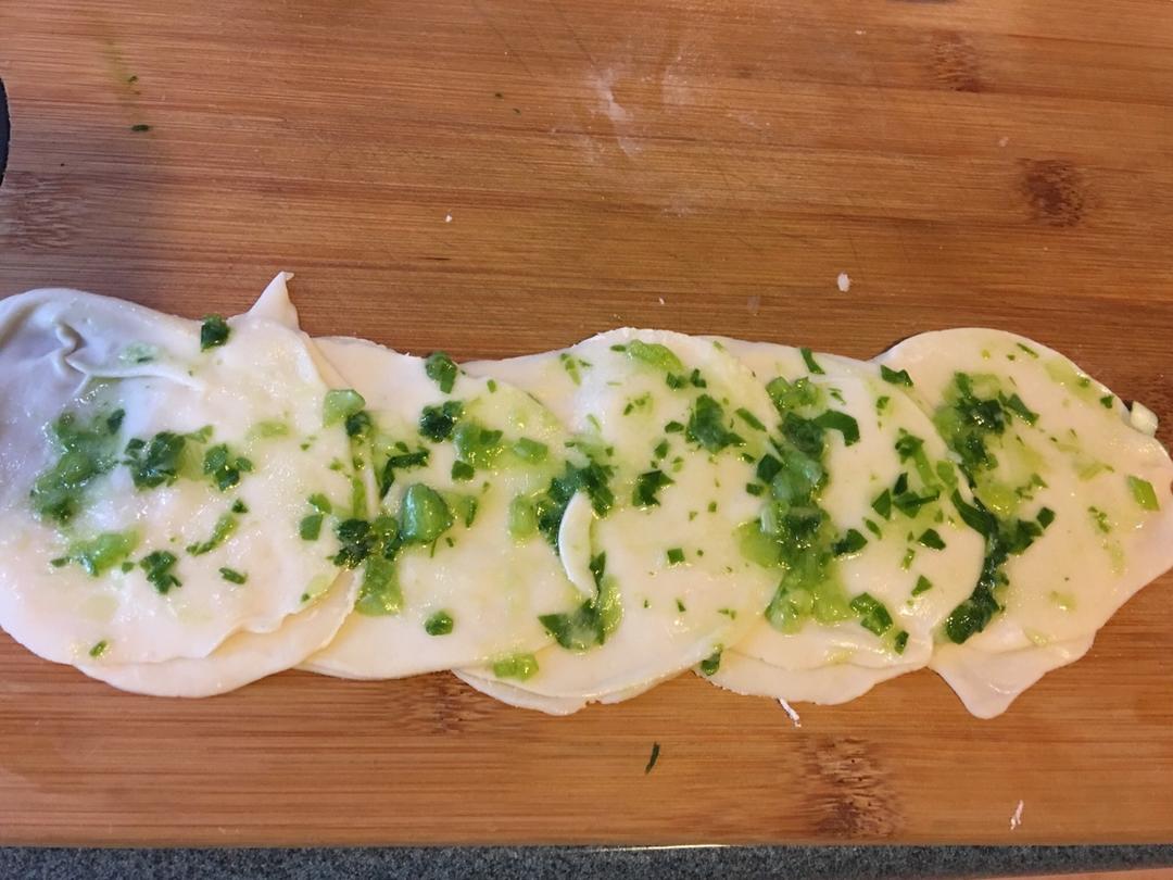 饺子皮葱油饼