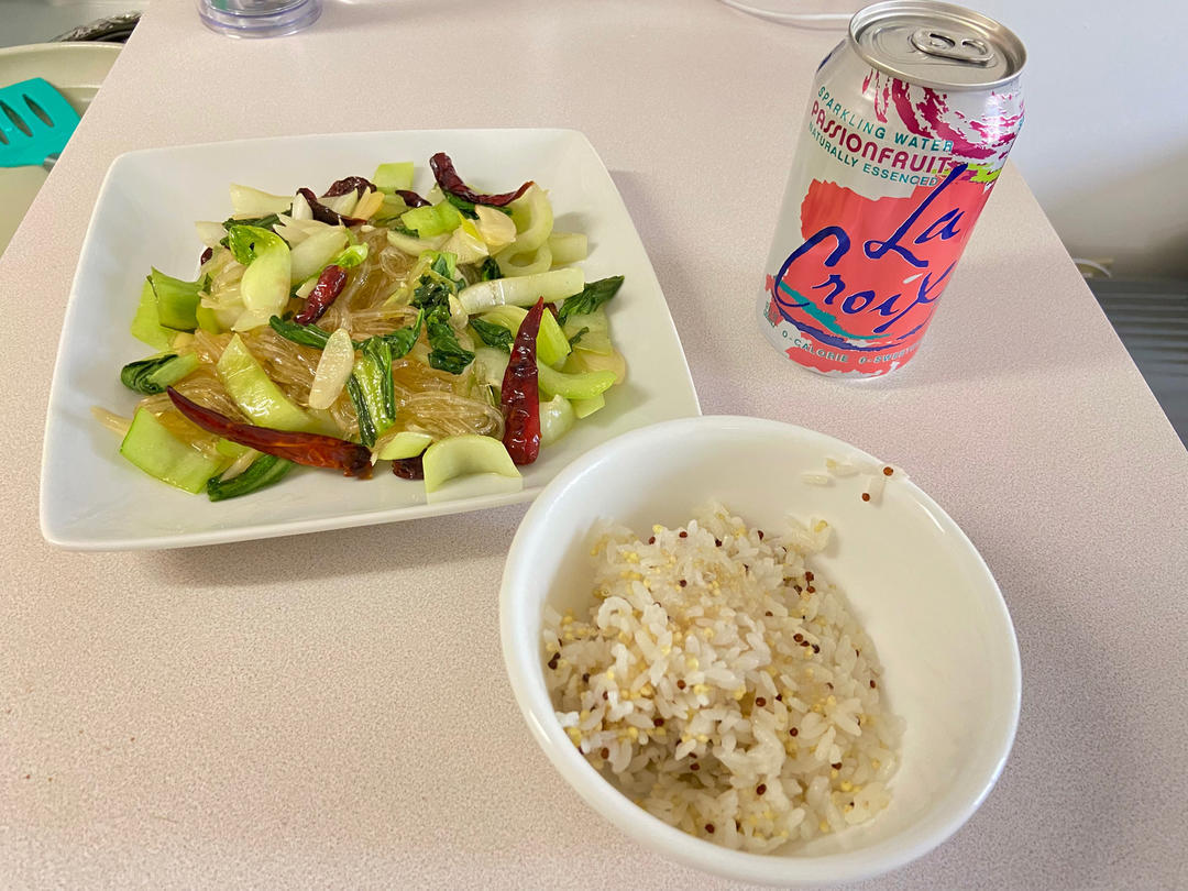 超级下饭❤️粉条炒小白菜