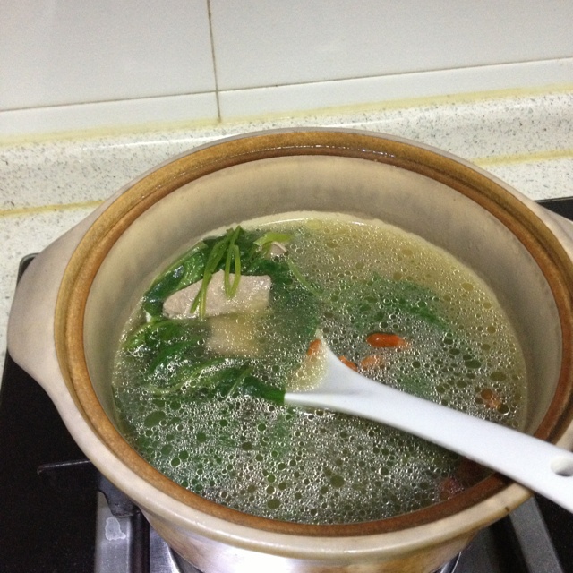 菠菜猪肝汤