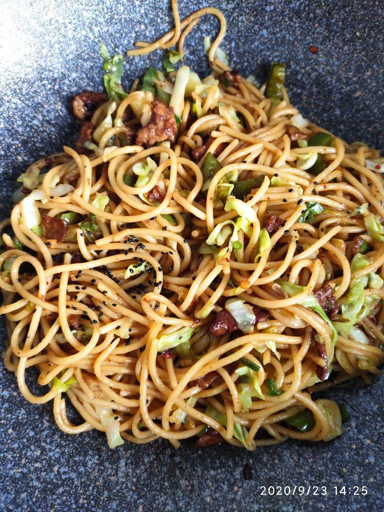 黑椒牛肉意面