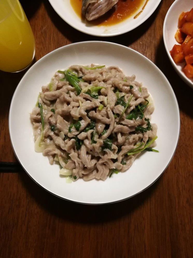 芫（香菜）爆里脊丝