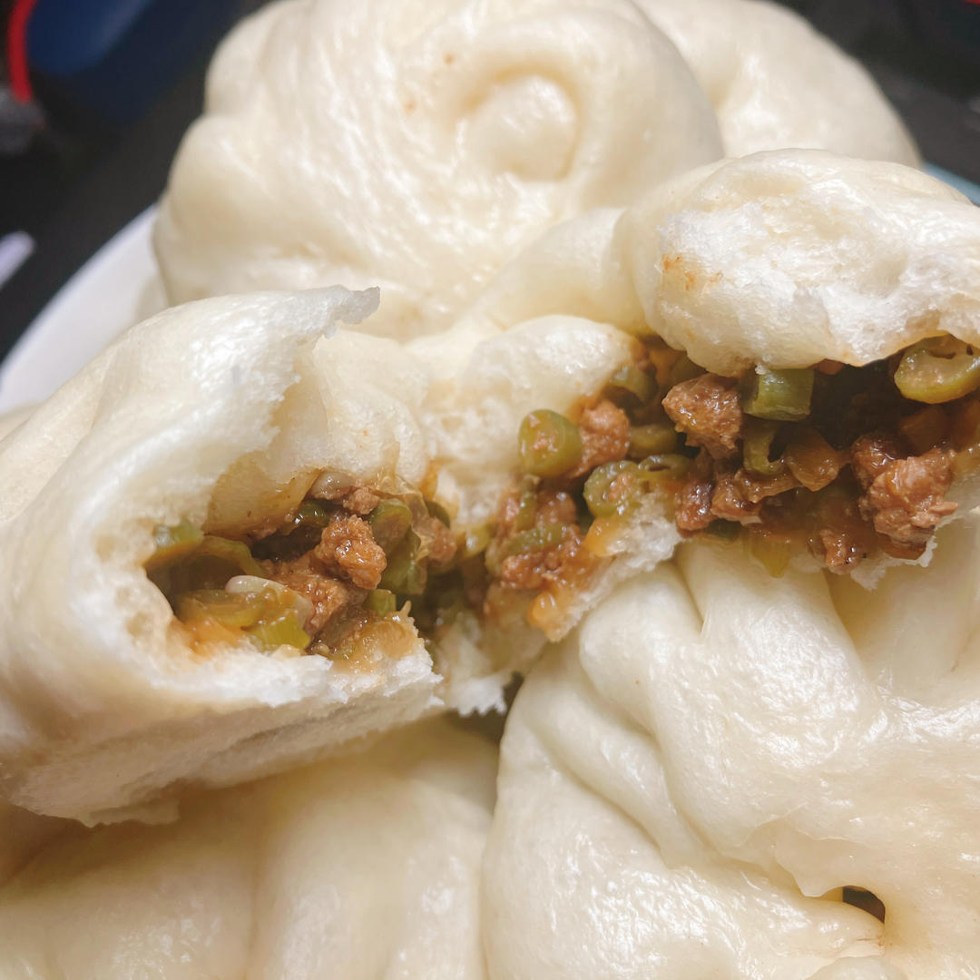 豆角酱肉包子