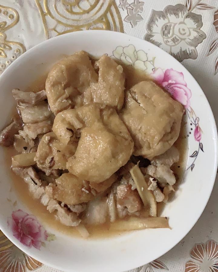 家常｜油豆腐烧肉
