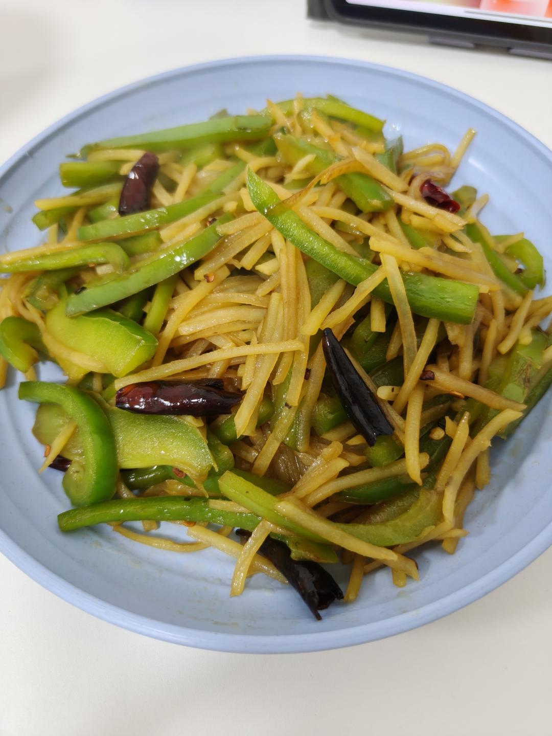 酸辣土豆丝的家常做法 超级下饭