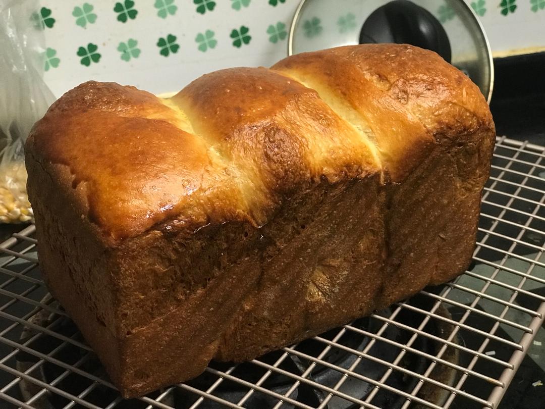基础面包制作 Basic Bread (Loaf&Roll)