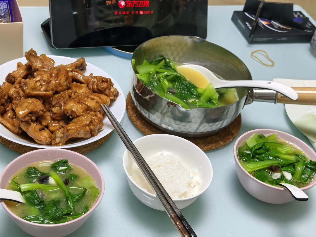 鲜掉眉毛的超快手素食上汤鸡毛菜