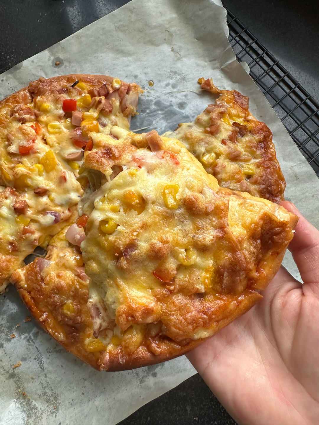 芝士多多披萨（冷冻饼胚）的做法