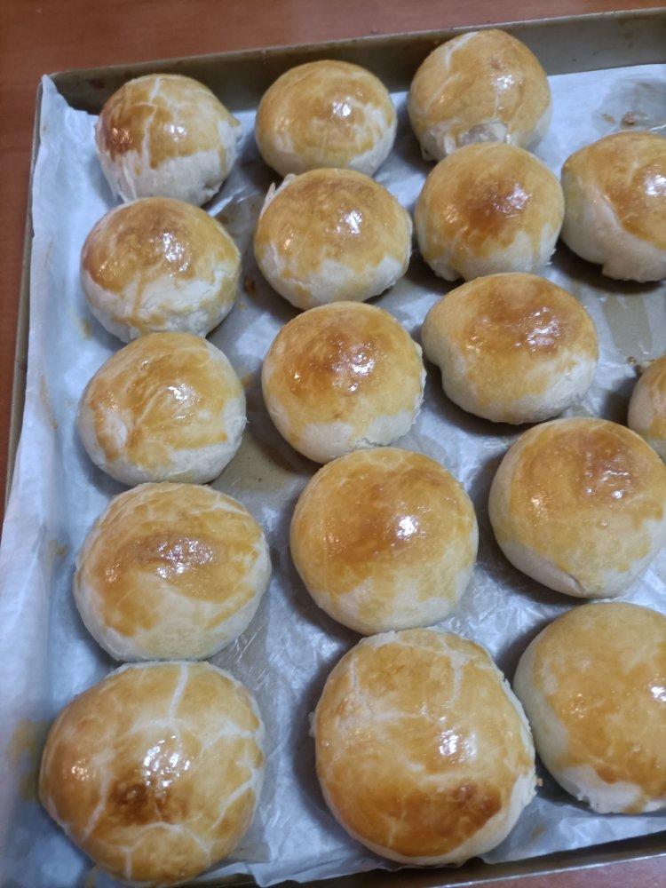 酥皮豆沙月饼