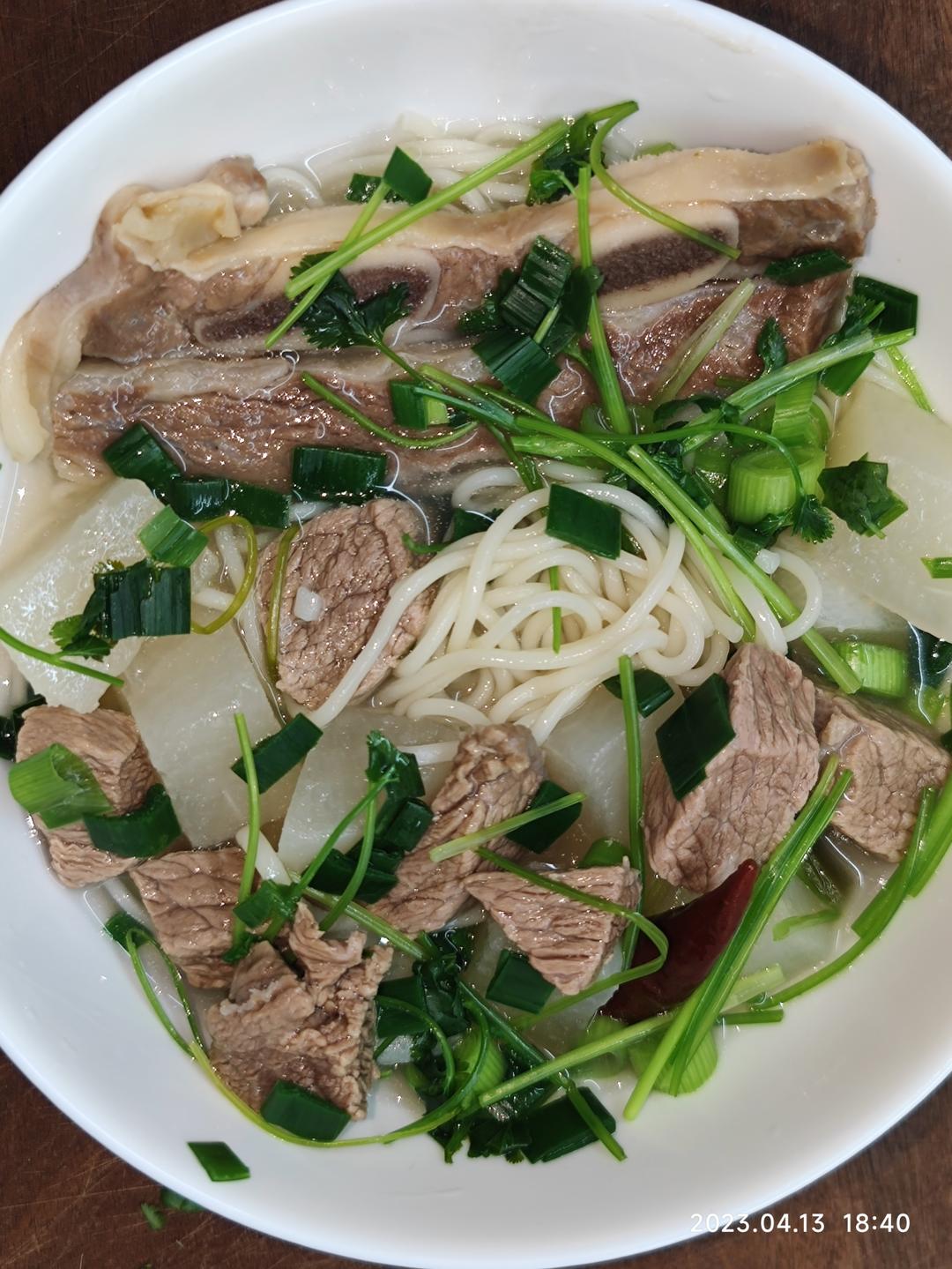 牛肉拉面