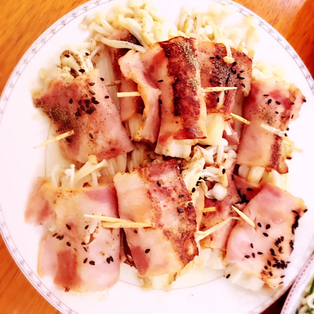 香煎培根金针菇卷