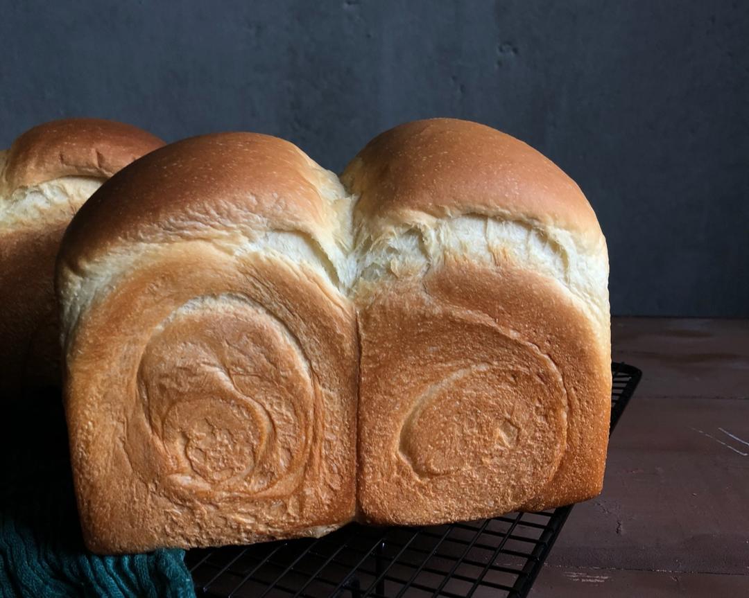 鲜奶吐司—超详细佳麦打面过程的做法