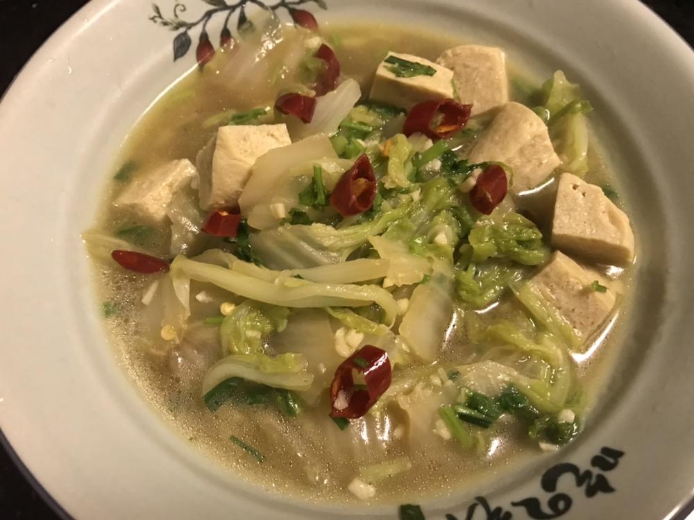 冬季家常菜：白菜炖豆腐
