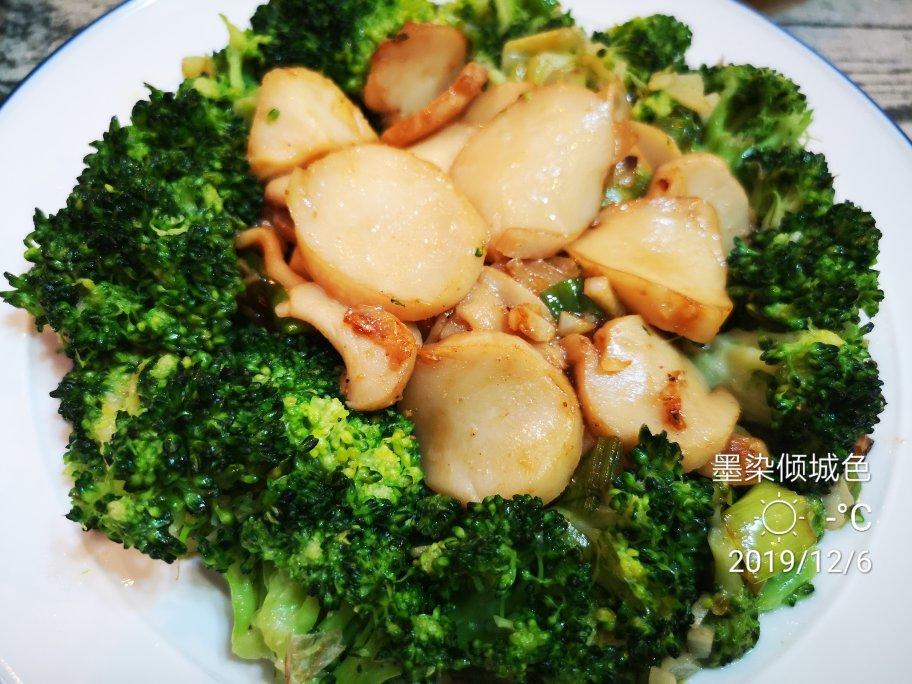 杏鲍菇扣西兰花