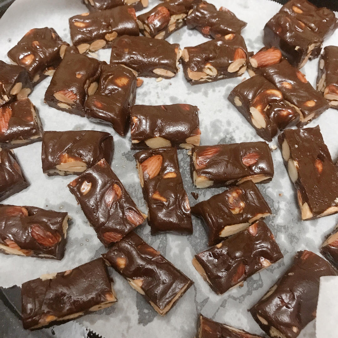 海盐杏仁太妃糖-