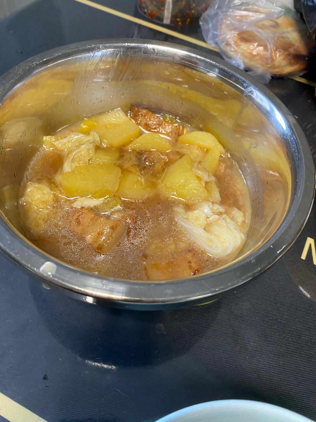 红烧肉炖土豆（丝毫不腻）
