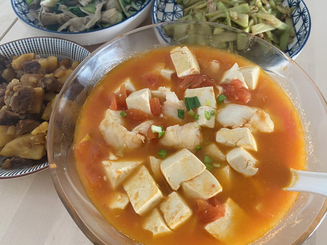 龙利鱼豆腐煲