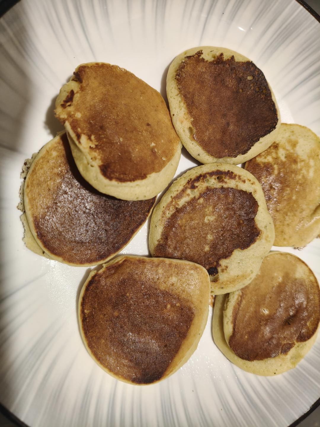 宝宝辅食：苹果奶香松饼