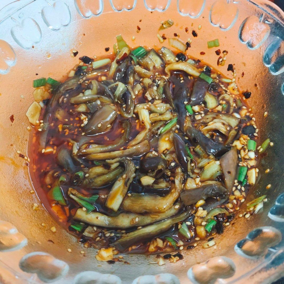 蒜拌茄子，夏日必备菜