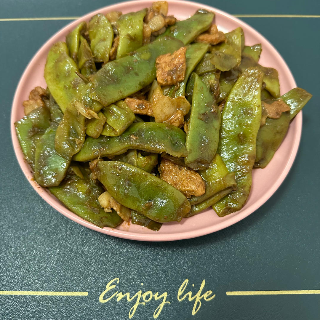 油豆角炖肉，东北炖油豆角——简单详细容易，新手小白易成功
ღ Candice ʚ🧸ྀིɞ