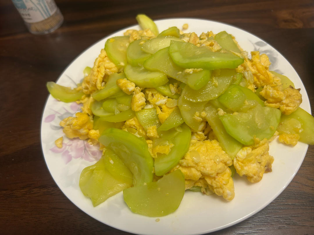 清香的西葫芦炒鸡蛋