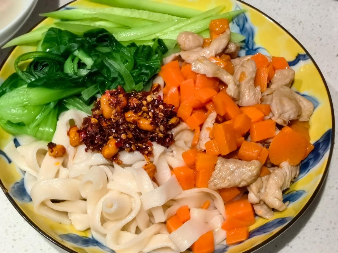 快手纯手工擀面条