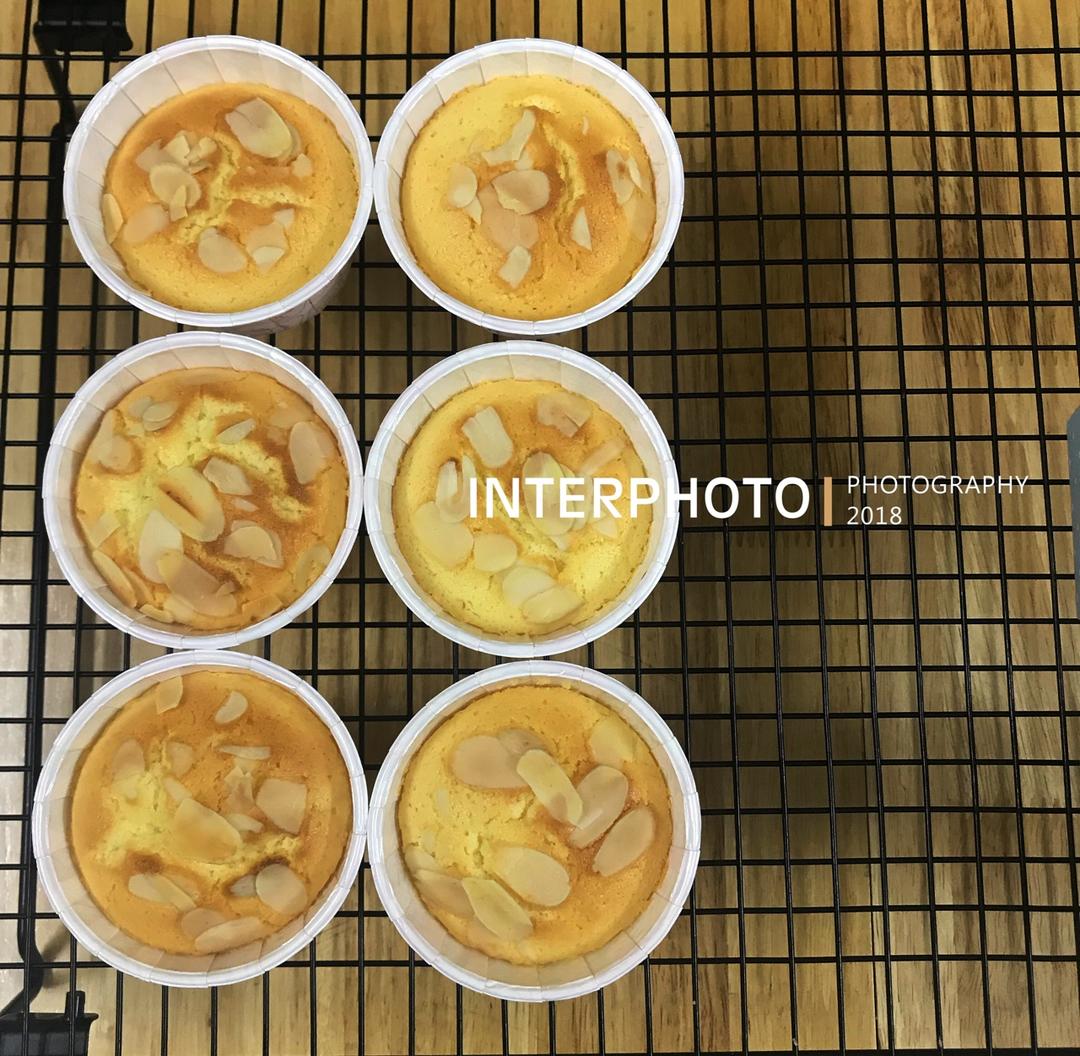 柠檬纸杯蛋糕