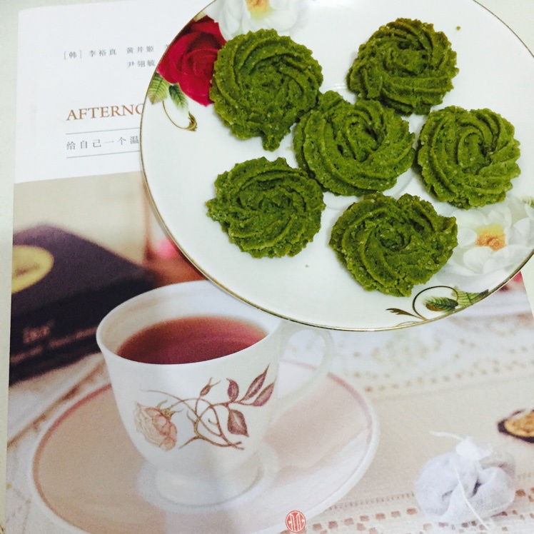 多种口味曲奇（香草、巧克力、抹茶）