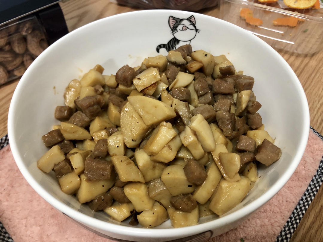 黑胡椒杏鲍菇牛肉粒