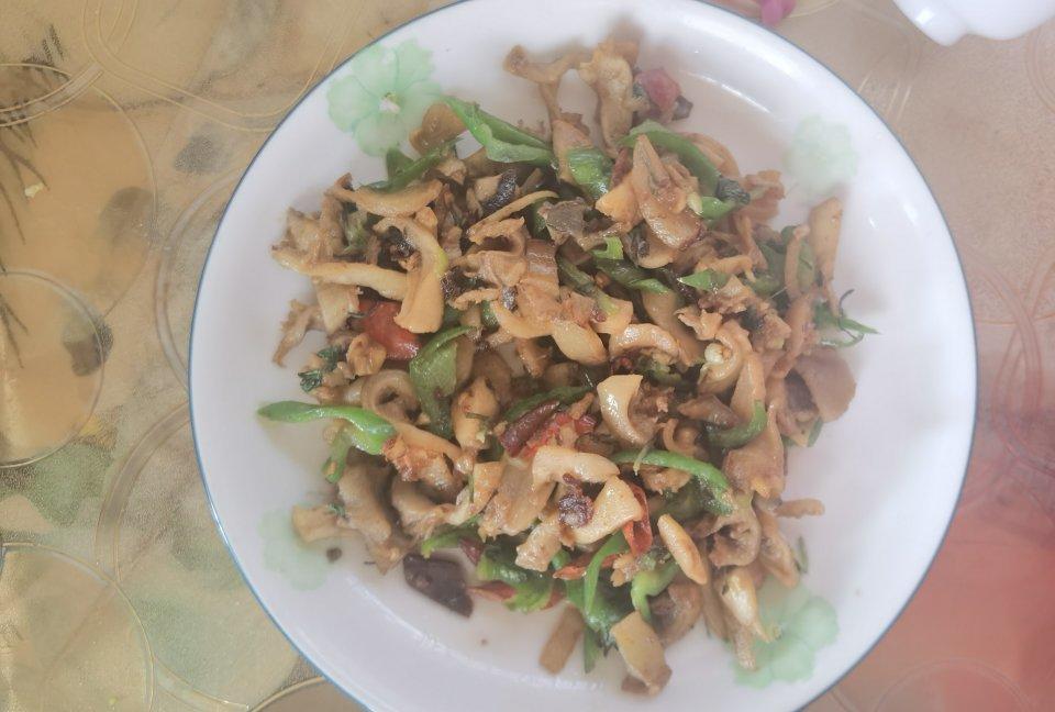 辣炒河蚌