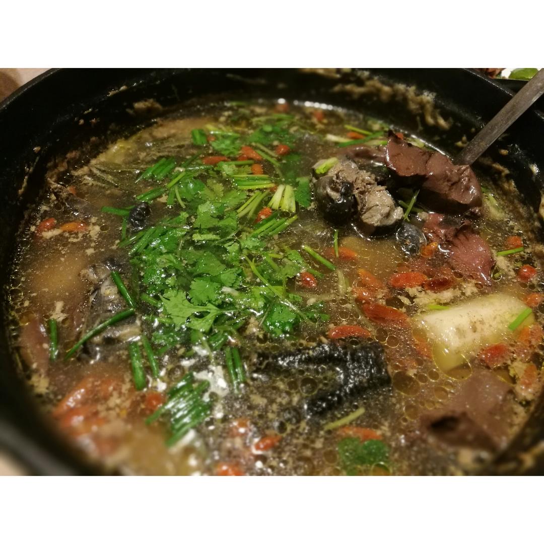 山药枸杞乌鸡汤
