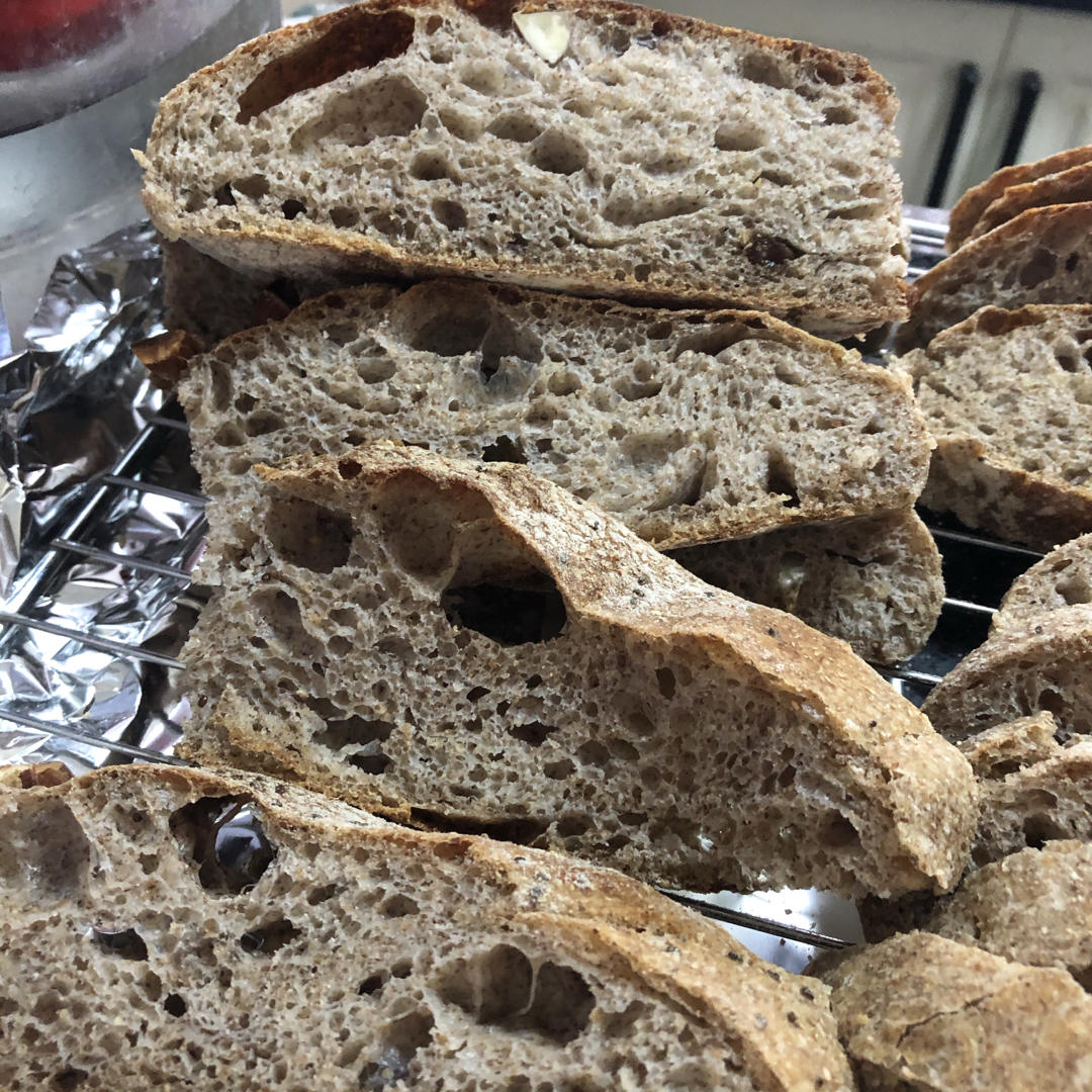 手揉004➡️完全不用揉面的夏巴塔，拖鞋面包