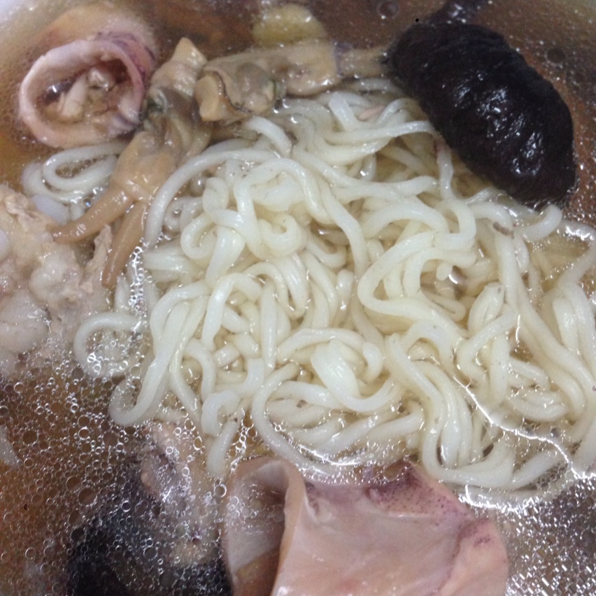 香菇排骨面
