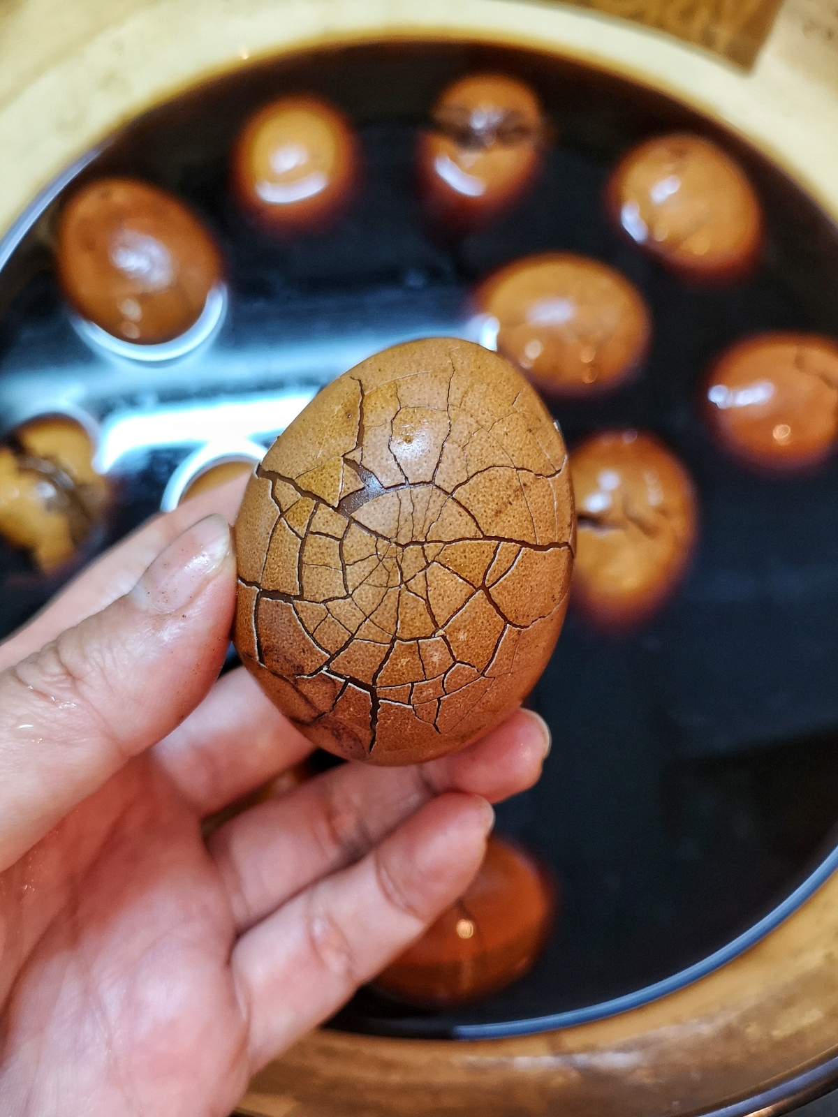 滇红煮的五香茶叶蛋的做法