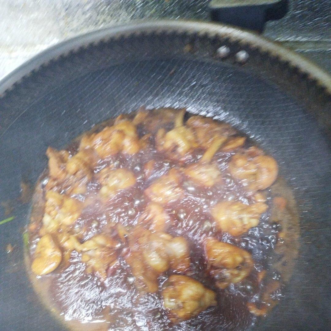 好吃到舔手指的「蒜香蜜汁鸡翅根」👍