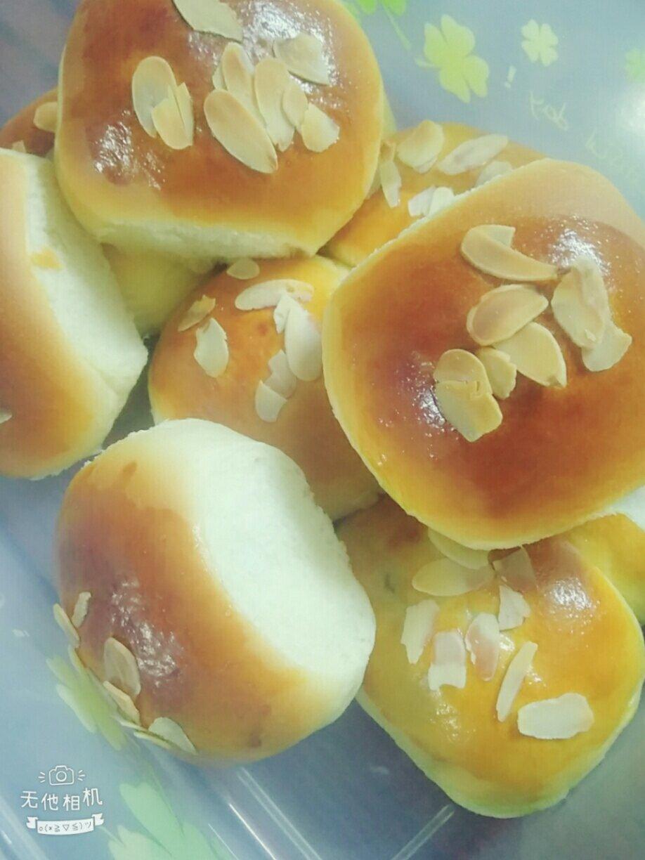 鲜奶油小餐包（一次发酵）