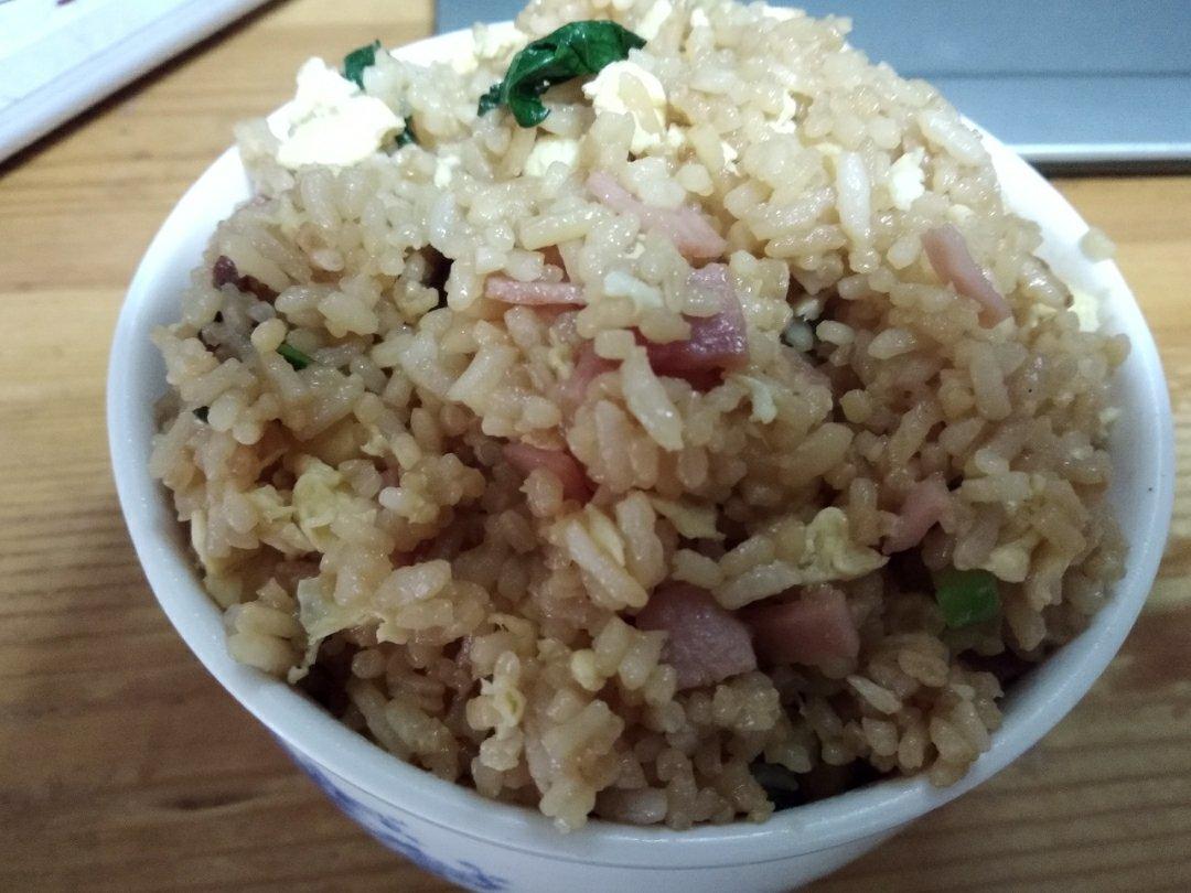 酱油炒饭(超级简单)
