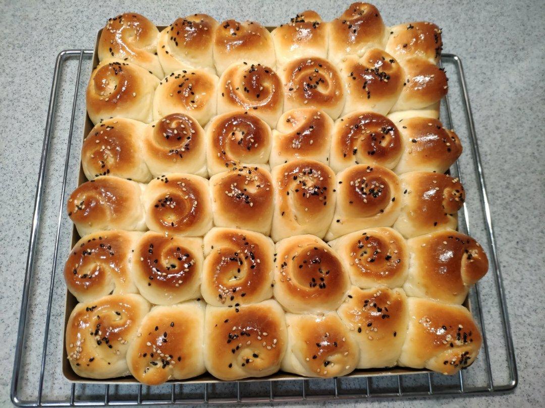 脆底蜂蜜小面包