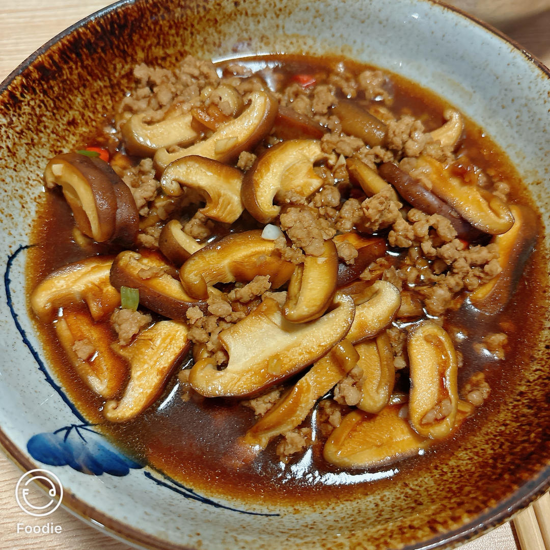 酱汁浓郁！超级下饭的家常菜肉末香菇