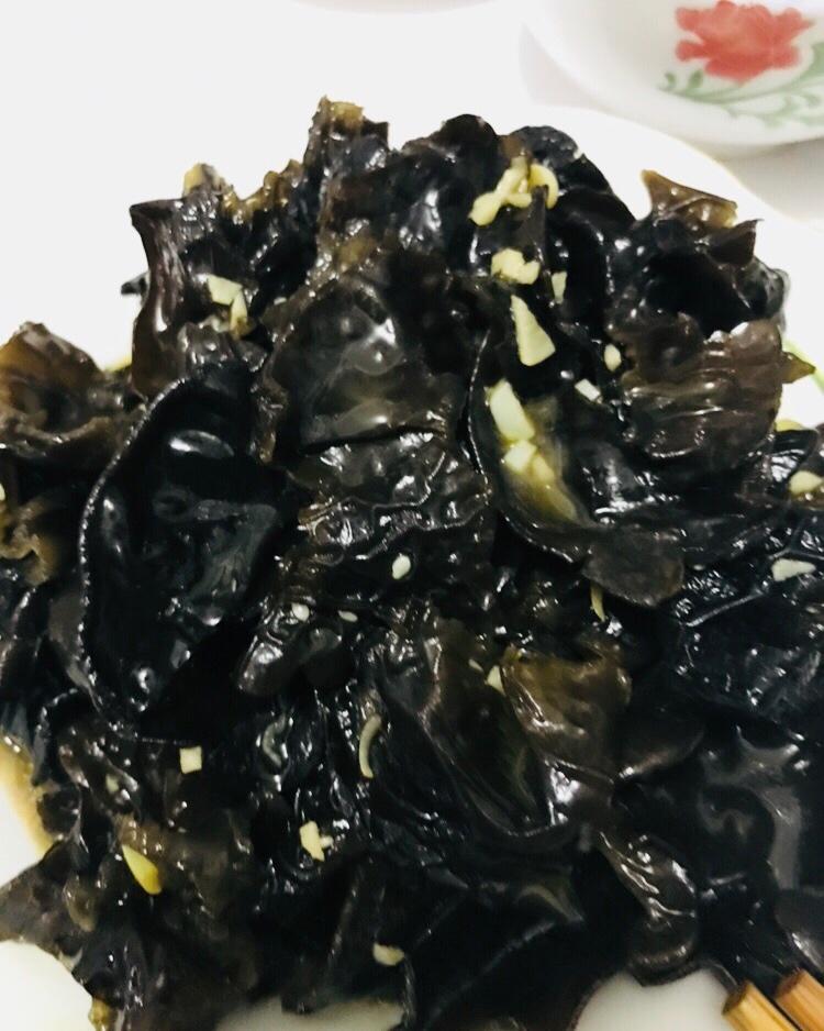凉拌爽脆木耳