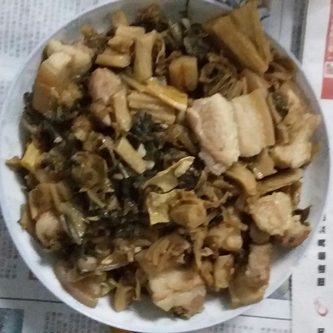 菜干焖五花肉