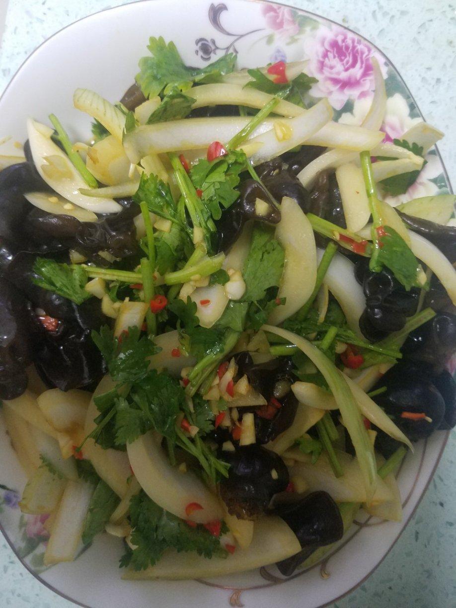 养生菜-凉拌洋葱木耳