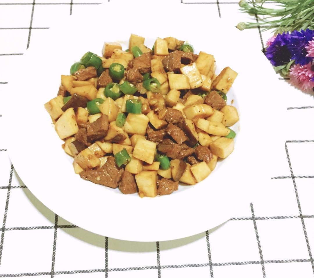 黑椒杏鲍菇牛肉粒