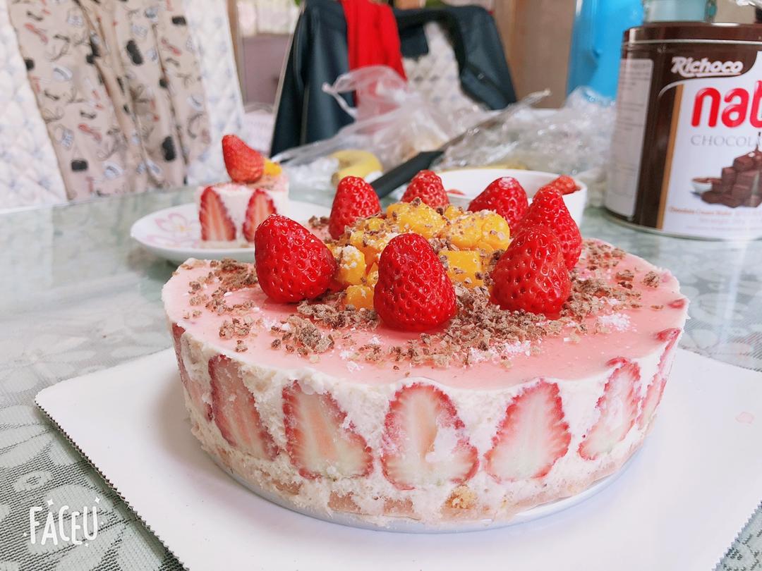 草莓慕斯8寸