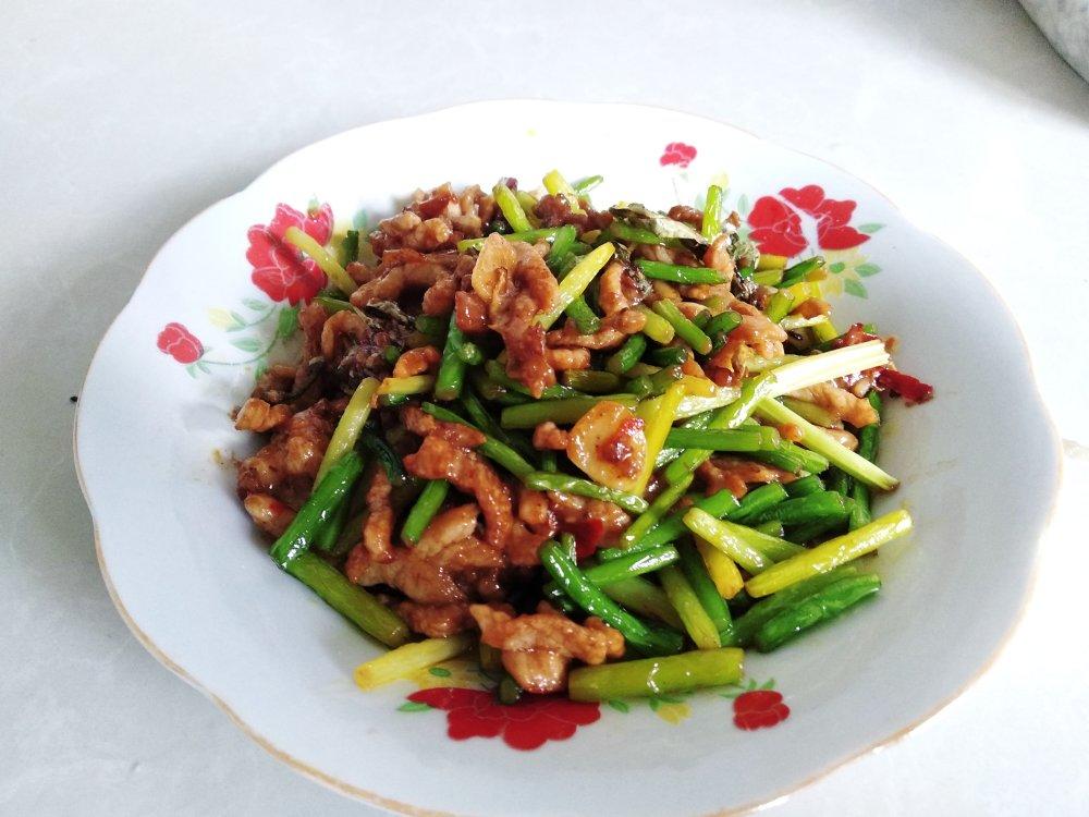 蒜薹炒肉丝