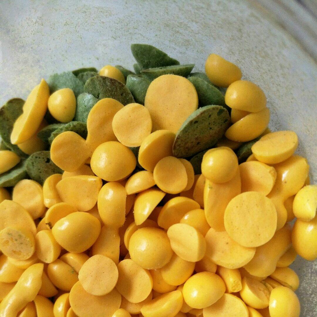 入口即化的无添加蛋黄溶豆